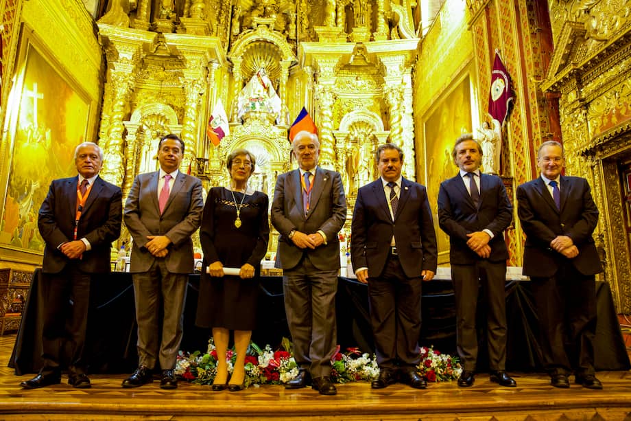 El Panhispanismo de la RAE: Uniendo a los Hispanohablantes