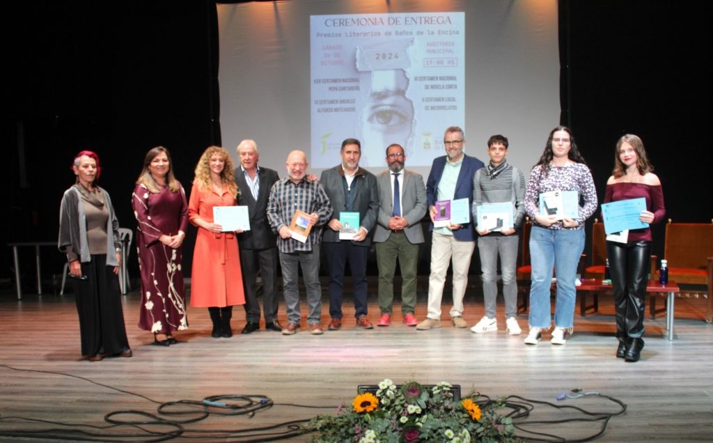 Explorando el Universo de los Premios Literarios de Poesía